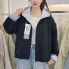 Jaqueta curta com capuz color block fashion e moderna estilo coreano 2026, solta e modeladora, casaco casual de abotoamento simples para mulheres