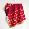 Bufanda jacquard de gatito de dibujos animados dulce para mujer, bufanda exterior gruesa de imitación cachemir de doble cara para otoño, calentador de cuello, venta al por mayor