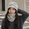 Novo Gorro de Tricô 2026 para Mulheres, Chapéu Versátil de Outono e Inverno, Chapéu de Lã que Afina o Rosto, Chapéu para Adultos de Circunferência Craniana Grande