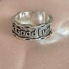 Anillo Nuevo Vintage de Buena Suerte para Mujer Apilable con Personalidad Moda Simple Versátil Diseño de Nicho Abierto Comida