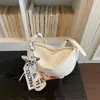 Viagem Transfronteiriça Versátil de Alta Qualidade Exquisita Verão 2026 Novo Design de Nicho Elegante Bolsa de Ombro Cruzada Estilo Bolinho