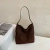 Bolsa de Veludo Camurçado Feminina 2026 Nova Outono Estampa de Leopardo Bolsa Tote para o Trabalho Grande Capacidade Ombro Único Transversal Bolsa de Balde