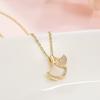 Collar de Falda Pequeña de Concha de Hoja de Ginkgo Acero de Titanio para Mujer Lujo Accesible Cadena Clavicular Diseño Nicho Regalo