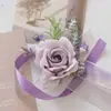 Art Accord 472 Suministros para Bodas Banquete Flor de Simulación para Invitados Ramillete del Novio Flor de Mano Morado