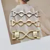 Estilo simple e individual cadena de metal geométrica sensación de alta gama conector de correa de hombro para abrigo chaqueta caja de embalaje ferretería hebilla decorativa
