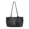 Bolsa de Hombro/Mano Ligera de Gran Capacidad Versátil Casual para el Trabajo, Bolso Tote tipo Baguette de Nailon, Nuevo Otoño/Invierno 2026