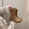 Botas Marrons Enrugadas de Pelúcia Empilhadas Estilo Novo Retrô Aumento de Altura Interna Outono Inverno Botas da Moda Deste Ano 4cm Emagrecedoras 2026