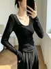 Camiseta básica de cor sólida escovada com decote em U para mulheres, outono, modelagem slim, manga longa decotada, top de camada interna que afina a cintura