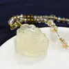 Collar colgante de zorro de nueve colas natural tridimensional de alta calidad para mujer flor de durazno cristal individual de nicho cadena para suéter de novias venta al por mayor