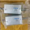 Cilindro de mesa deslizante Festo 543941 para uma ampla gama de aplicações