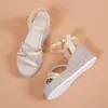 Sandalias de Plataforma con Cuña de Pedrería de Estilo Nuevo para Verano 2026 de Tacón Alto para Exteriores con Suela Gruesa Estilo Hada para Mujeres para Usar con Faldas para el Uso Diario