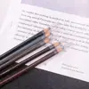 Lápiz de cejas de línea retráctil Impermeable a prueba de sudor Duradero no se decolora fácilmente Hombres y mujeres Principiantes Corte tipo machete 2 yuanes Herramientas de maquillaje