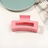 Yiwu Venta al por mayor Japón Corea Venta caliente 8.5cm Accesorios para el cabello cuadrados Adornos para el cabello Temperamento Pinza de garra esmerilada Pinza para el cabello de alta calidad