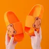 Em estoque rápido cabelo integrado chinelos infantis verão desenho animado meninos e meninas estudantes do ensino fundamental fundo macio confortável fundo macio interno
