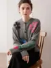 Nuevo Estilo Otoño e Invierno 2026 Cuello Redondo Jacquard Bordado Floral Suéter 100% Cachemira Pura Cardigan de Punto de Color Contrastante