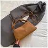 Bolsa casual de nicho para mulheres, novidade outono de 2026, bolsa transversal vintage de cor sólida, bolsa de ombro e de axila personalizada para o dia a dia