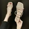 Pantuflas para Mujer para Usar Afuera Verano 2025 Estilo Coreano Nuevos Zapatos de Mujer con Tacón Grueso Chanclas de Moda Sandalias de Tacón Medio de Pedrería para Mujer