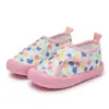 Verão Crianças Velcro Mesh Shoes Single Layer Mesh Shoes para meninos e meninas Bebê sola macia furo sandálias de pano para comércio exterior