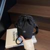 2025 Nuevo Bolso Cruzado para Teléfono Móvil para Mujer Mini Bolso Pequeño para Caminar Verano de Alta Gama Ligero Bolso de Lona Bolsa para Vaso de Agua