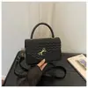 Bolsa de ombro em relevo estilo coreano, simples e versátil, textura casual, bolsa quadrada pequena, textura casual, bolsa transversal de grande capacidade para o dia a dia