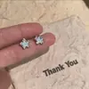 Pendientes de Botón de Perla de Plata S925 Hechos a Medida de Lujo Ligero Nicho, Pendientes de Mariposa Huecos de Circonita Estilo Coreano con un Toque de Alta Gama