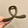Pinza para el cabello de tamaño mediano de lunares blancos y negros estilo francés, diseñada para la parte trasera de la cabeza, un accesorio para el cabello nuevo y elegante con un aspecto sofisticado y con estilo