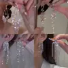Pendientes de Borla Flor Geométrica Dulces y Exquisitos Estilo Coreano con Diamantes, Sensación de Lujo Ligero y Gama Alta, Pendientes de Nicho de Moda para Mujeres