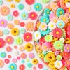 Accesorios Pequeños de Resina Mixta de Margarita Fresca Pegamento Crema Parche de Refrigerador Hecho a Mano DIY Decoración para Pasador