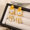 Brincos Estilo Palácio Retro Flor de Diamante Incrustada com Pérolas Pingente Gota Borla Agulha de Prata Elegante e Doce Estilo Luxo Leve Vintage