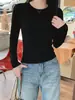 Camiseta básica versátil de color liso con manga larga para mujer, nuevo modelo para primavera, otoño e invierno, corte ajustado para figuras petite.