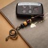 "Serpiente del Zodíaco Doce" llavero de serpiente de latón puro colgante para hombre accesorios para coche colgante de manija de juego antiguo