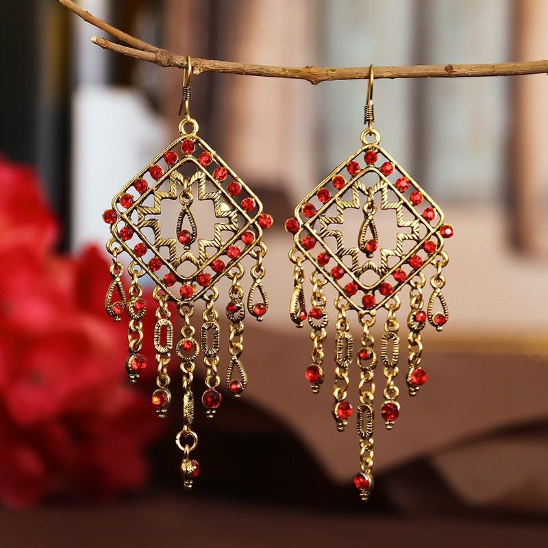 15531954167_1878718612