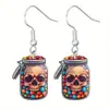 Los pendientes colgantes acrílicos de Halloween son adecuados para atuendos casuales y de fiesta, compatibles con varios dijes temáticos de Halloween para todas las estaciones.