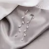 Nuevos Pendientes de Borlas con Pedrería, Diseño de Mariposa y Flor, Perlas S925 como Cierres, Pendientes Largos Elegantes y con Estilo que Hacen que el Rostro Parezca Más Delgado