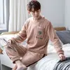 Nuevos Pijamas de Franela de Invierno para Hombre, Otoño e Invierno de Manga Larga Sueltos Cuello Redondo Trajes Cálidos Engrosados Ropa Casual para el Hogar