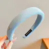 Faixa de Cabelo Azul de Cano Alto Modelo Novo 2026 para Uso Diário, Faixa de Cabelo Feminina para Lavar o Rosto, Acessório de Cabelo Estiloso e de Alta Qualidade