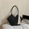 Bolsa Transversal Grande Capacidade de Ombro Feminina 2026 Primavera Verão Novo Estilo Nicho para o Trabalho Bolsa de Ombro Único Bolsa Tote Casual Diária