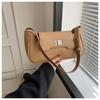 Bolsa feminina retrô de textura nova 2023 cor sólida modelagem fecho de encaixe ombro único axila bolsa de mão bolsa quadrada pequena para mulheres