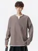 Outono de 2026 Novo Camiseta Masculina de Manga Longa com Gola Redonda em Tricô Waffle Estilo Casal Textura Outdoor Falsa Peça Dupla Masculina
