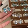 Aretes Pequeños de Bombilla Imitación Cristal Hielo Frescos y Simples para Mujer, Estilo Veraniego, Diseño de Nicho, Aretes Dulces y Elegantes
