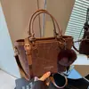 Bolsa de Mão Estampada de Leopardo de Alto Padrão para Comércio Exterior Pequena Bolsa Feminina Nova Estilosa Nicho Bolsa Saco Retro Ins Ombro Único Transversal