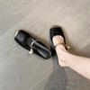 Sapatos Femininos de Salto Baixo Estilo Chinês 2026 Novo Verão Bico Fechado Slip-On Estilo Francês Salto Escondido Salto Grosso Sapatos Mary Jane com Acabamento de Alto Padrão