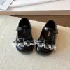 Zapatos de Cuero a Cuadros con Adorno de Encaje Estilo Lolita para Niñas 2026 Primavera y Otoño Nuevos Zapatos de Princesa con Suela Suave y Moño para Combinar con Vestidos