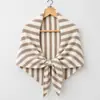 Cachecol Triangular de Tricô Listrado Estilo Coreano para Mulheres Outono Inverno Versátil Protetor de Pescoço Cachecol de Pescoço para Amarrar Peça de Roupa Externa Decorativa Pequena