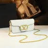 Bolso Pequeño Cuadrado Horizontal Exquisito, Modelo Nuevo 2026 Incrustado de Diamantes, Bolso de Hombro, Bolso de Cuero Genuino para Mujer, Bolso Cruzado de Hombro, Bolso de Mano para Viajes
