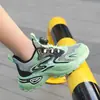 Sapatos Infantis 2026 Chegadas de Verão para Crianças de Meia-Idade e Mais Velhas Sapatos Esportivos Infantis Vazados em Tela Tênis Casuais para Meninos Tendência