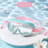 Óculos de natação infantis, alta definição, antiembaçante, à prova d'água, protetores auriculares integrados, armação grande, universal para meninos e meninas, óculos de natação profissionais para piscinas