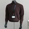 Suéter de tricô preto com listras verticais Cleanfit, estilo masculino, estética old money, casual, gola pequena, corte reto, adequado como camada base