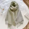Bufanda de Lana Mezclada Estilo Coreano con Flecos en Bloques de Color por Ambos Lados para Mujer, Cuello Grueso de Color Sólido Cálido para Otoño/Invierno, Chal para Abrigo