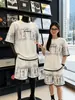 Conjunto de Camiseta Suelta de Manga Corta con Estampado de Letras de Marca de Moda para Estudiantes Adolescentes, Conjunto de Dos Piezas de Pantalones Cortos Deportivos Casuales
